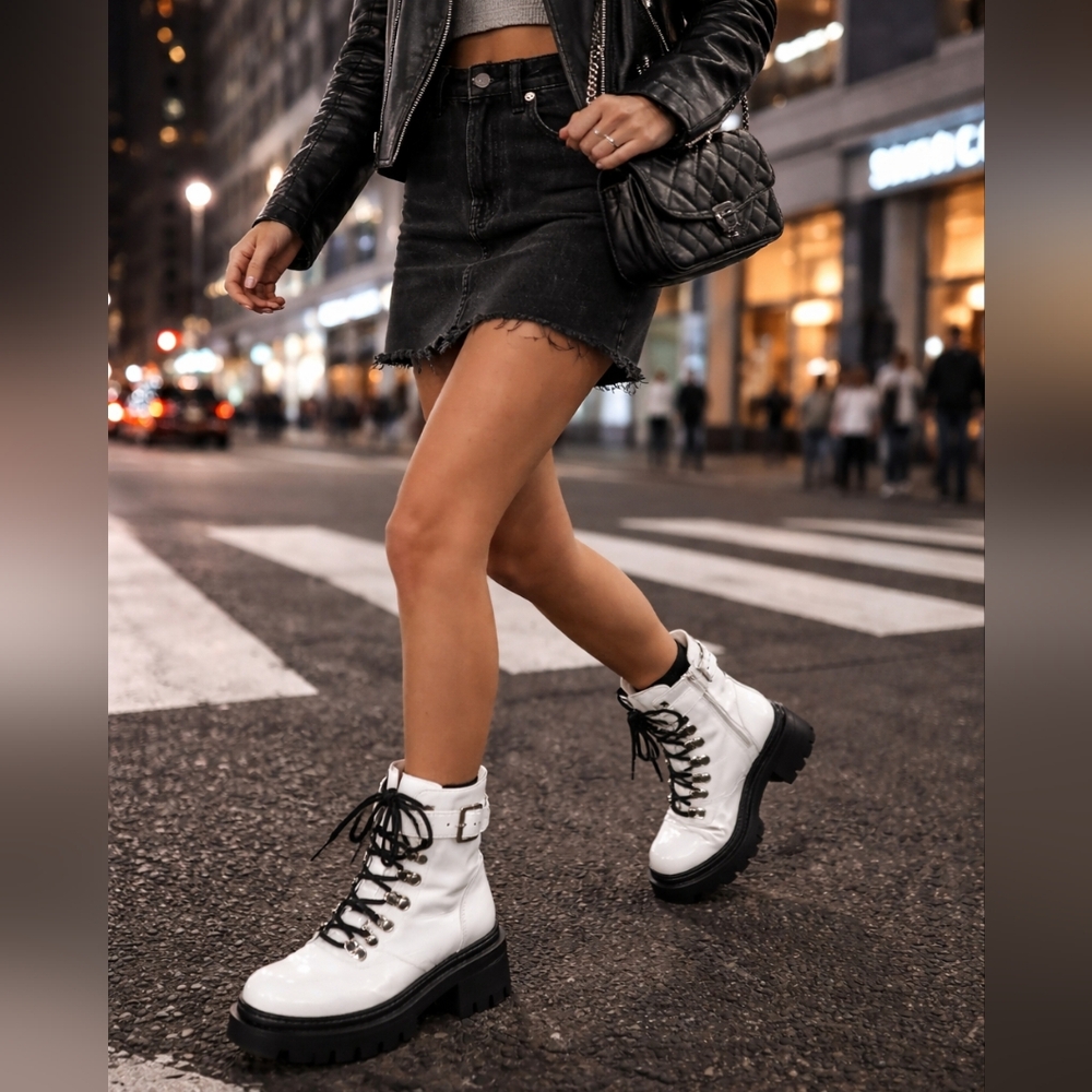 Jeffrey Campbell Czech Combat Boots 7.5M White Black Buckle Lug Sole Platform